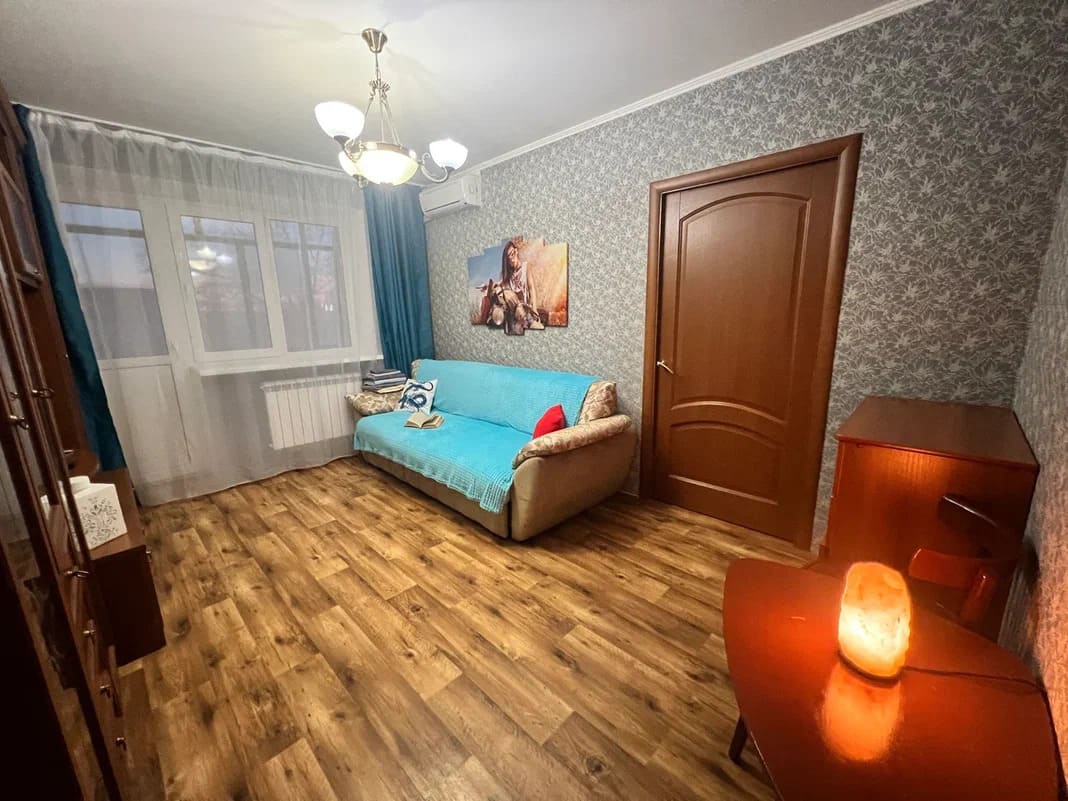 Плюшевый кот на Аксакова