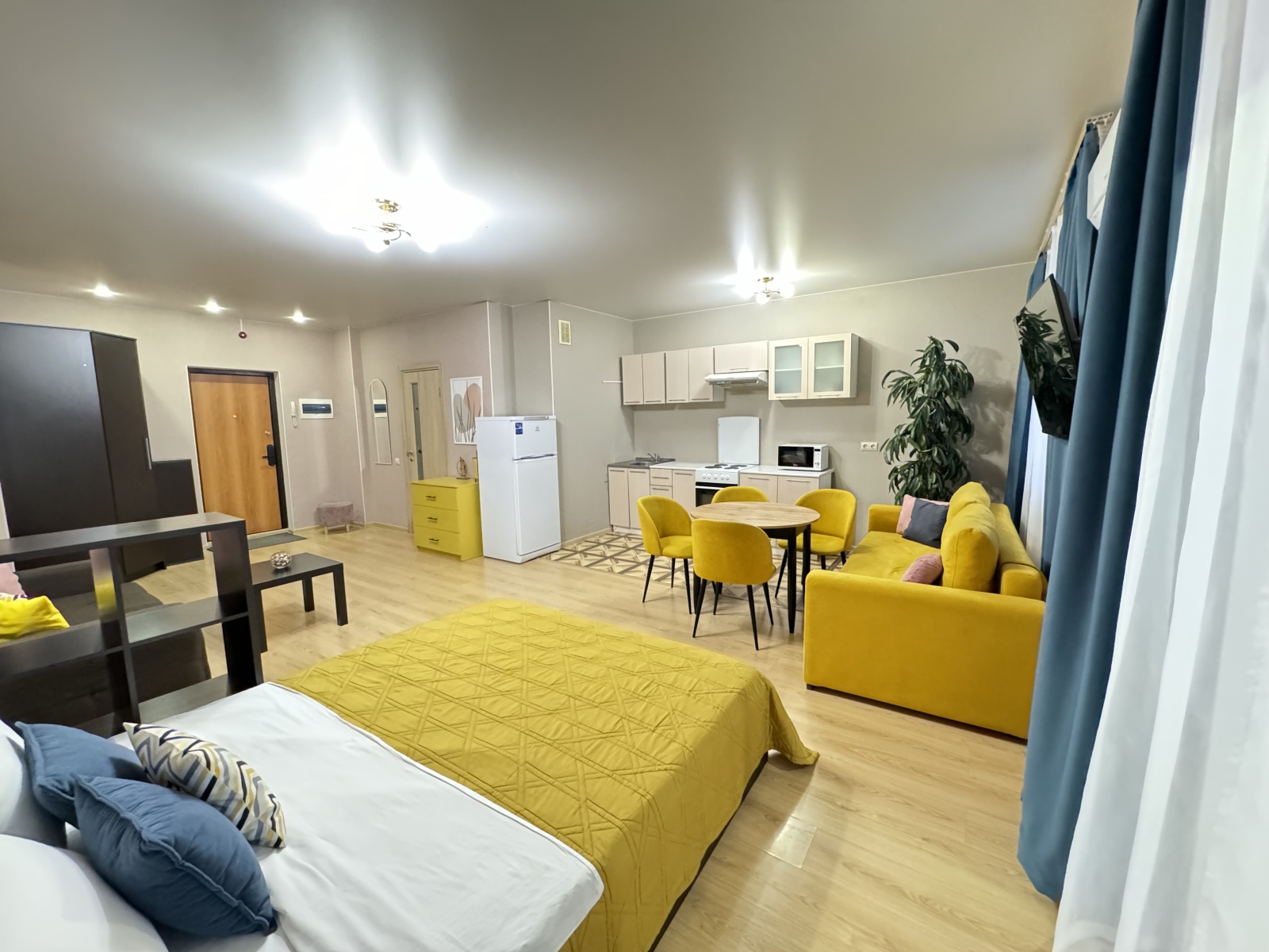 Квартира «StarHouse» на Современнике