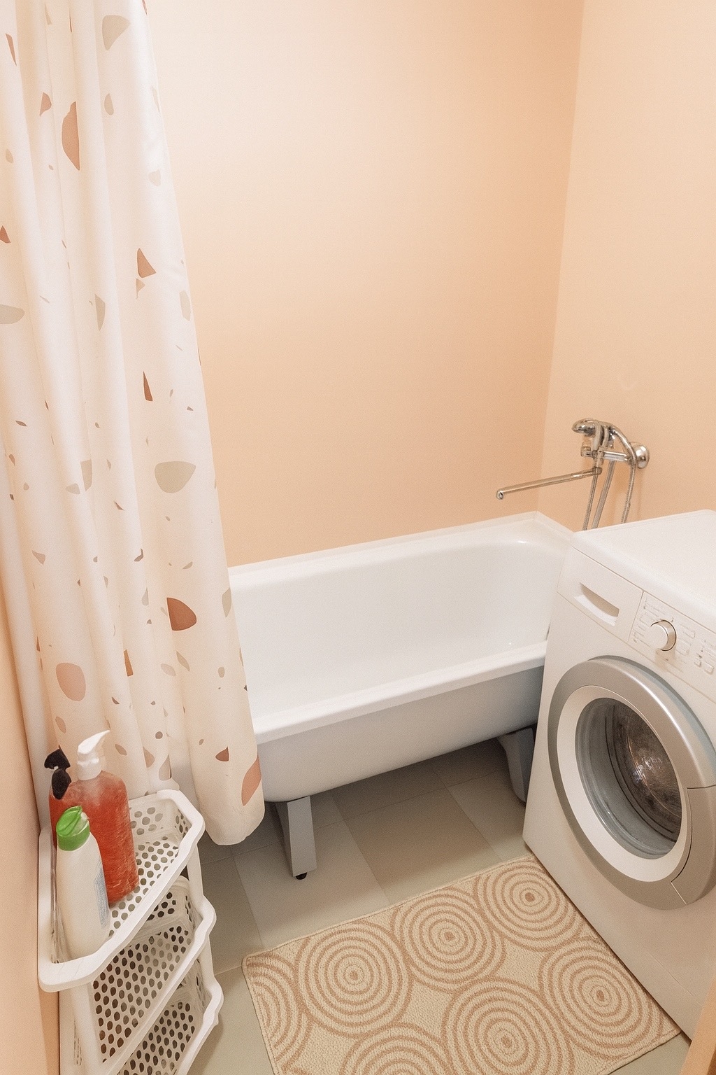 Квартира посуточно рядом с Ладьей