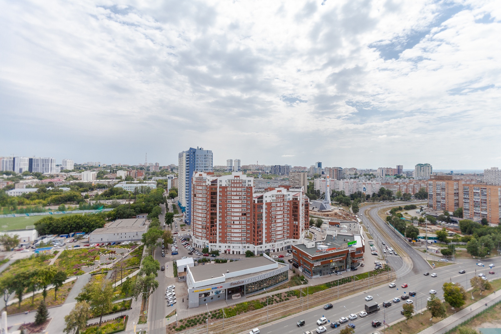 Апартаменты RentPlaza Ново-Садовая 106г