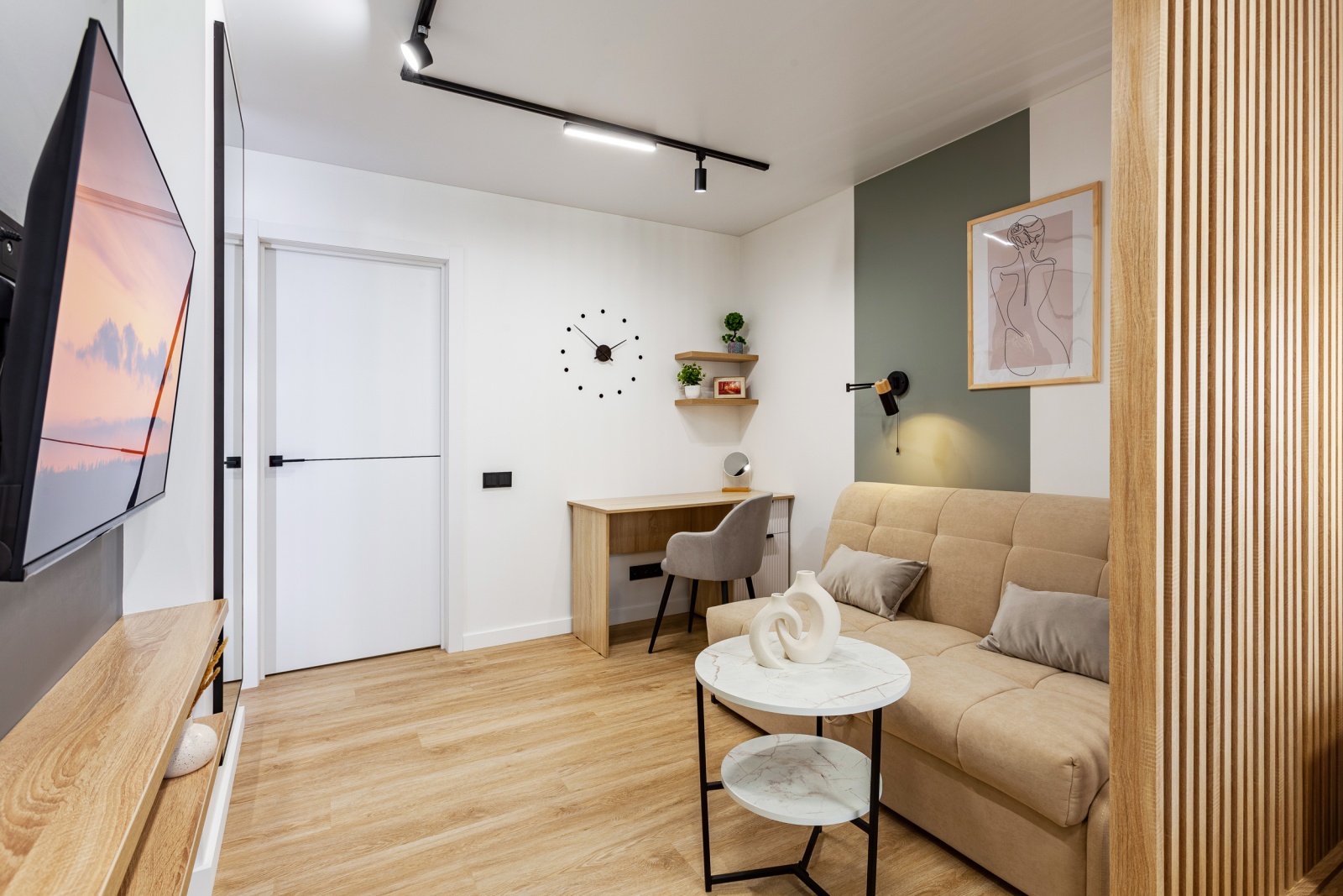 Апартаменты RentPlaza Люкс на Карла Маркса 171 