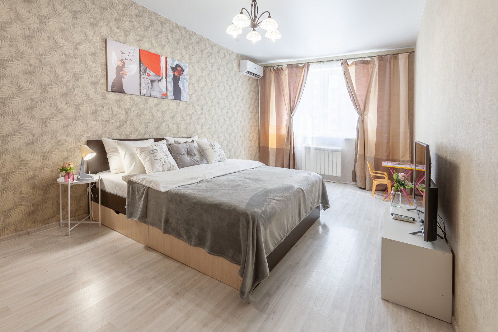 Апартаменты RentPlaza в центре города на Ленинской