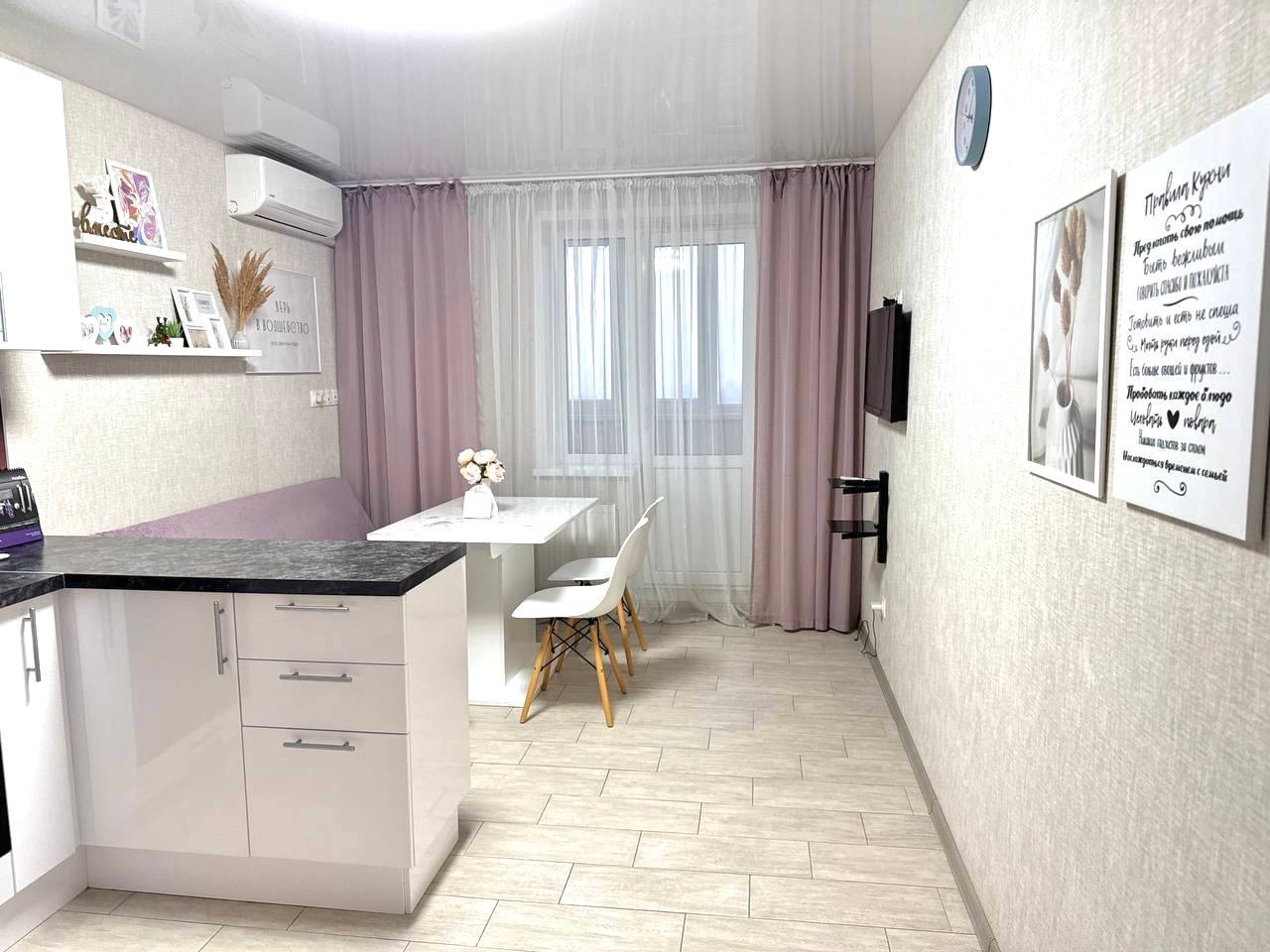 2-комнатная квартира на Революционной 101Б