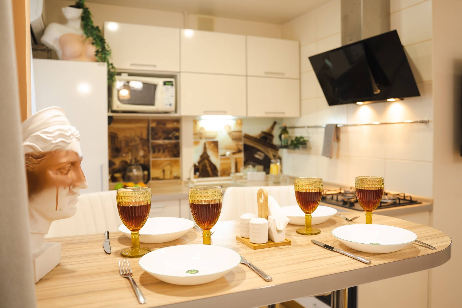 Дизайнерские апартаменты в центре на 5 человек