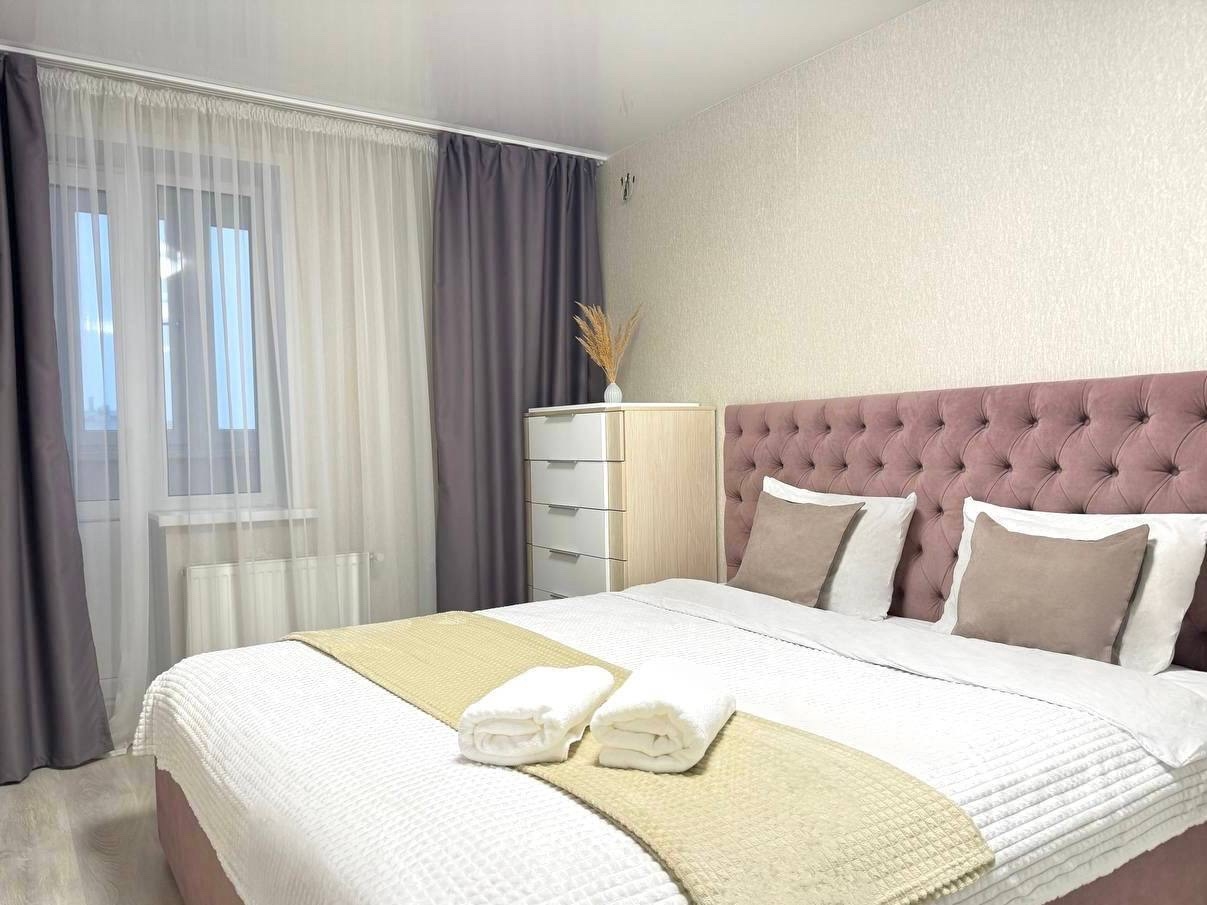 2-комнатная квартира на Революционной 101Б