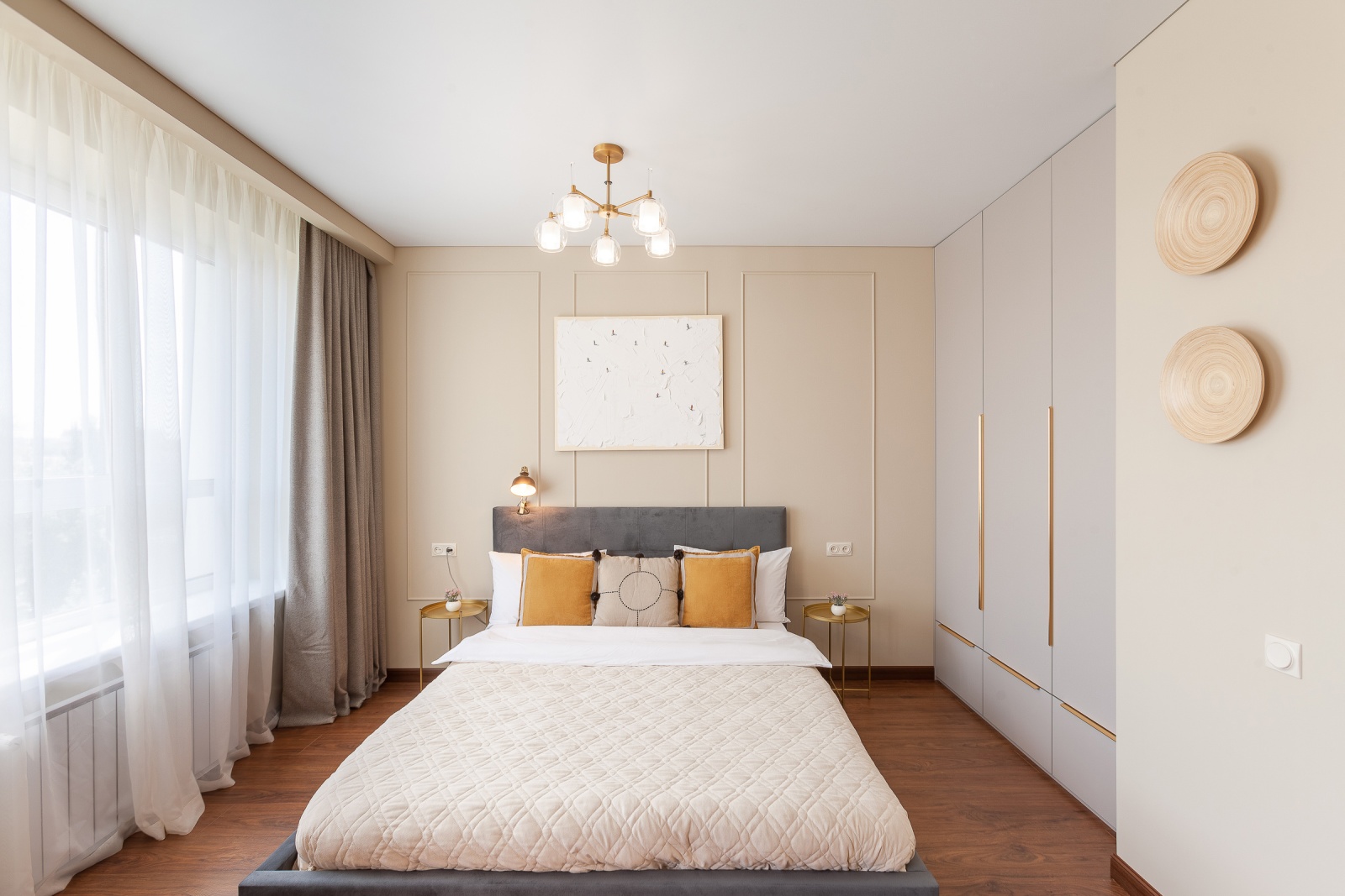 Апартаменты RentPlaza Гая 22