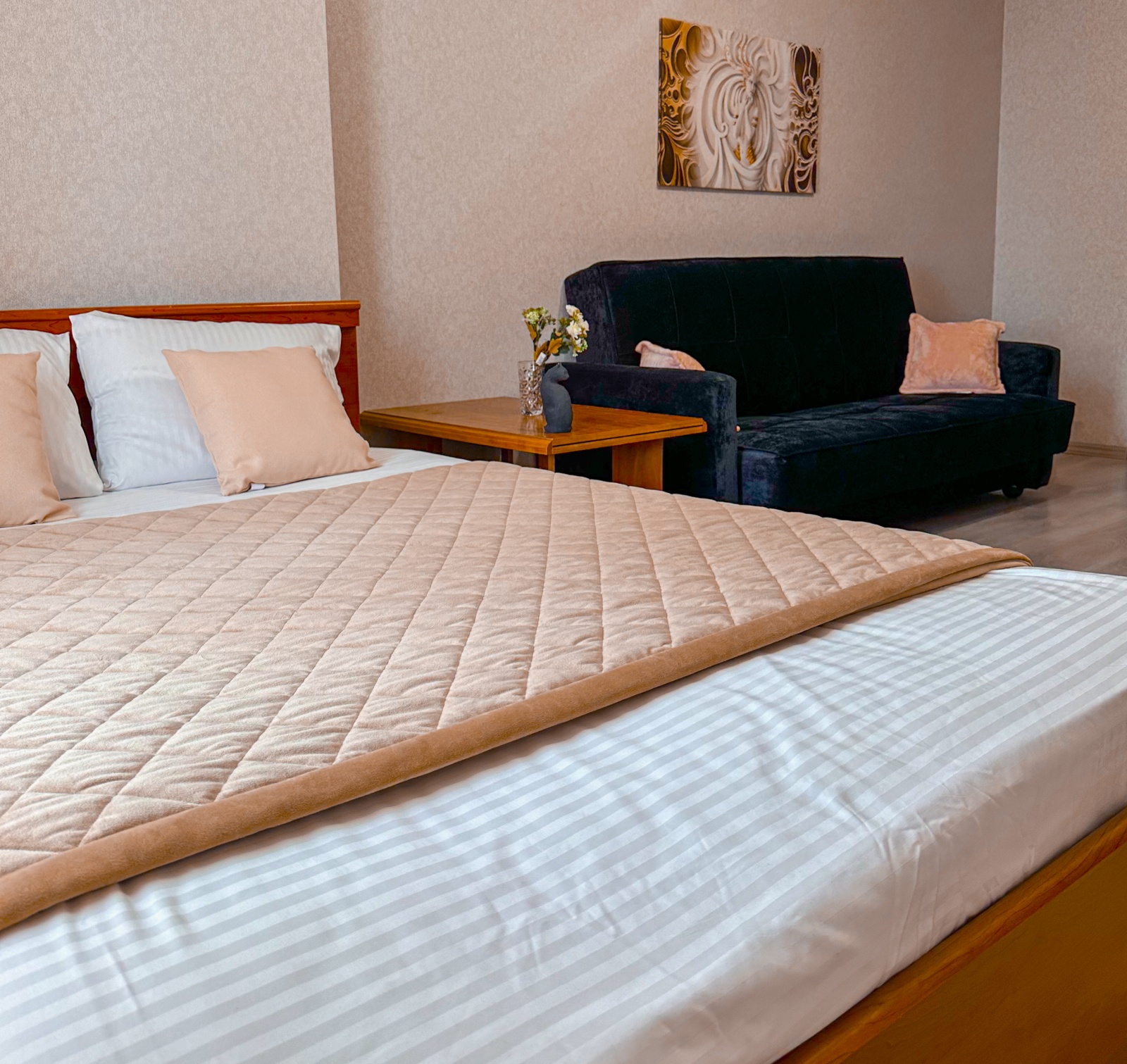 Двухкомнатные апартаменты Красоты