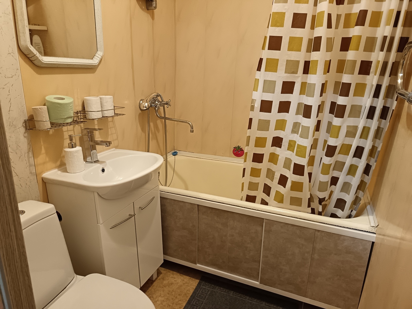 Квартира на Николая Панова 38