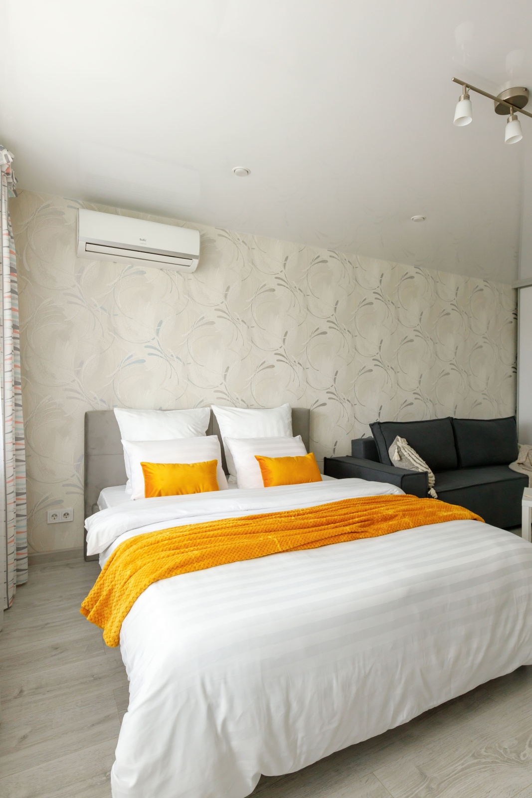 Светлая 1-ком квартира