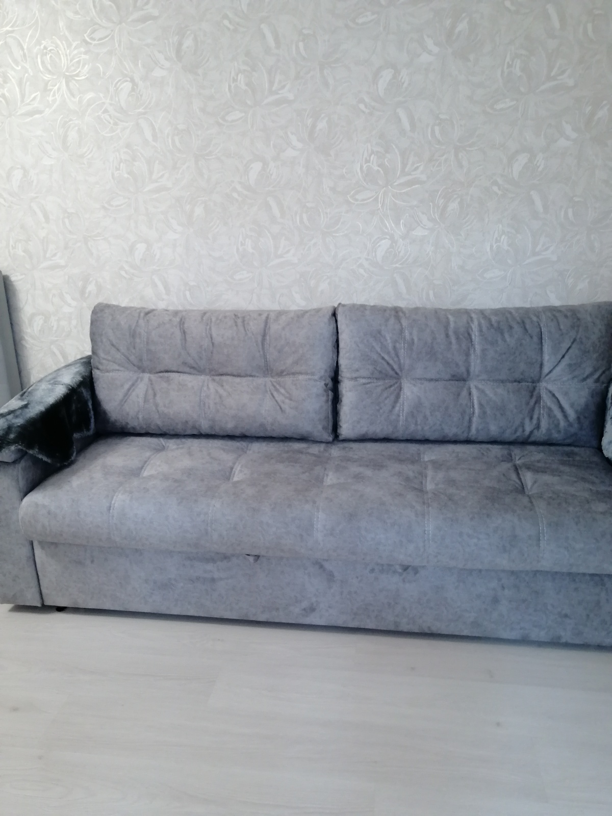 Двушка в районе Димитрова рынок Шапито