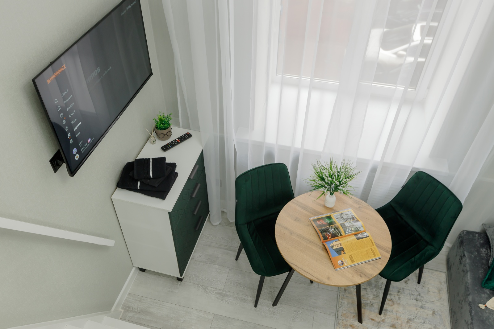 Стильные двухуровневые апартаменты в центре Самары