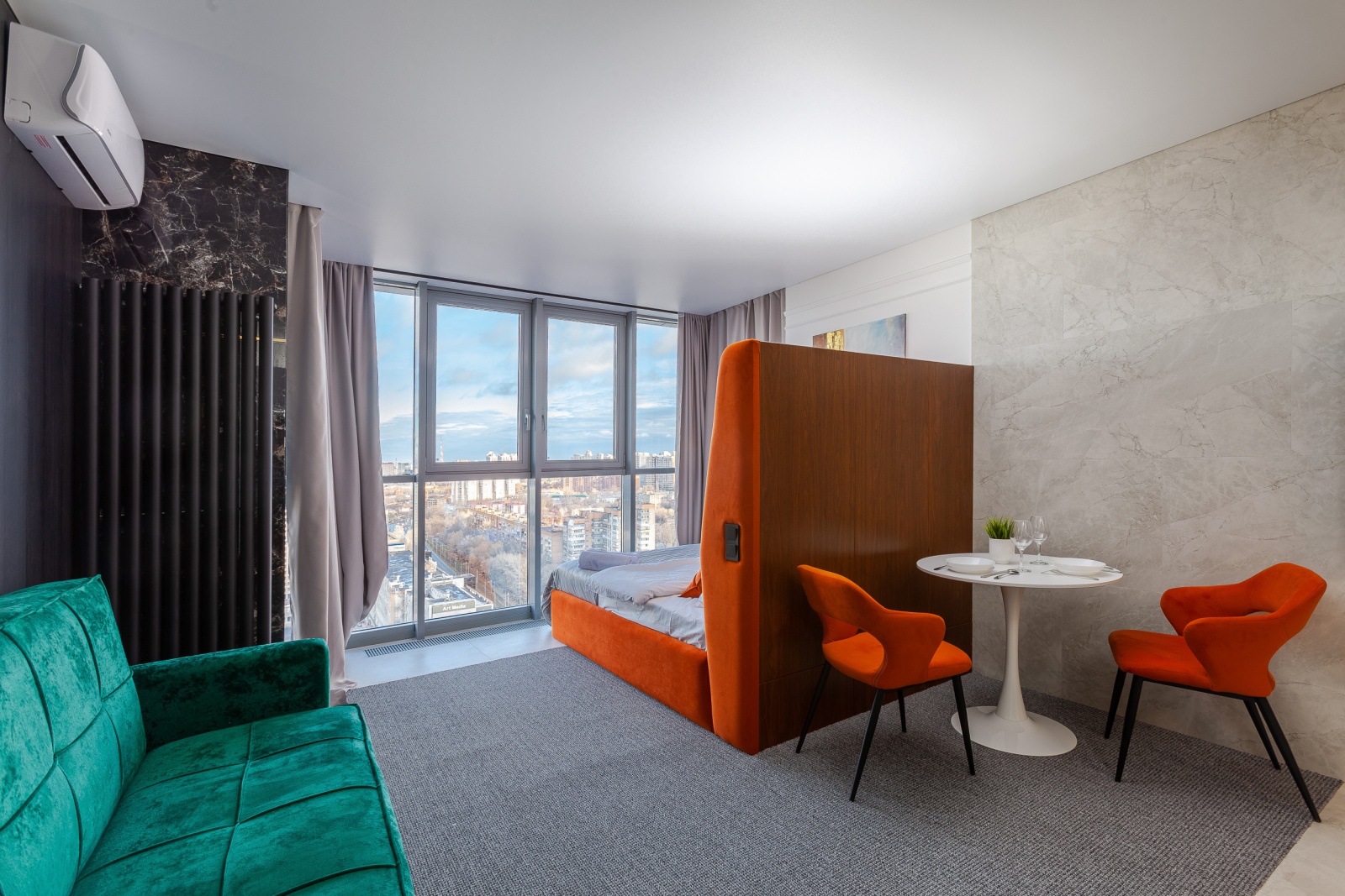 Апартаменты RentPlaza luxury с видом на Волгу