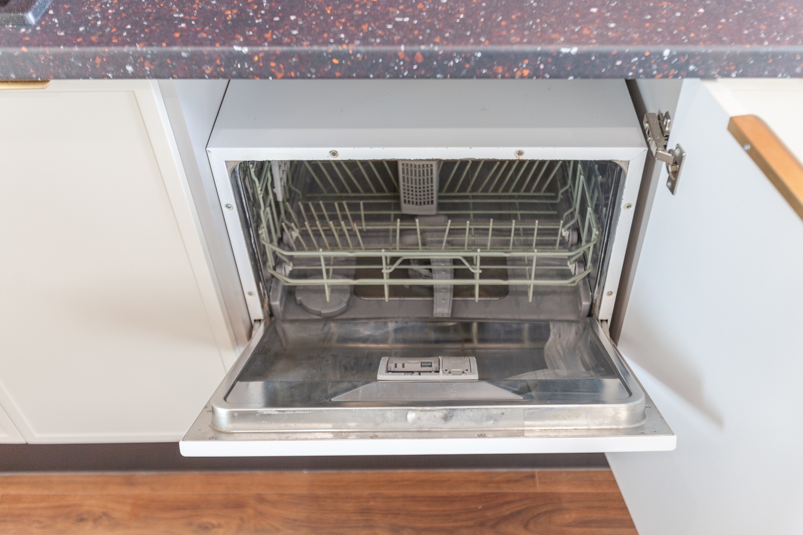 Апартаменты RentPlaza Гая 22