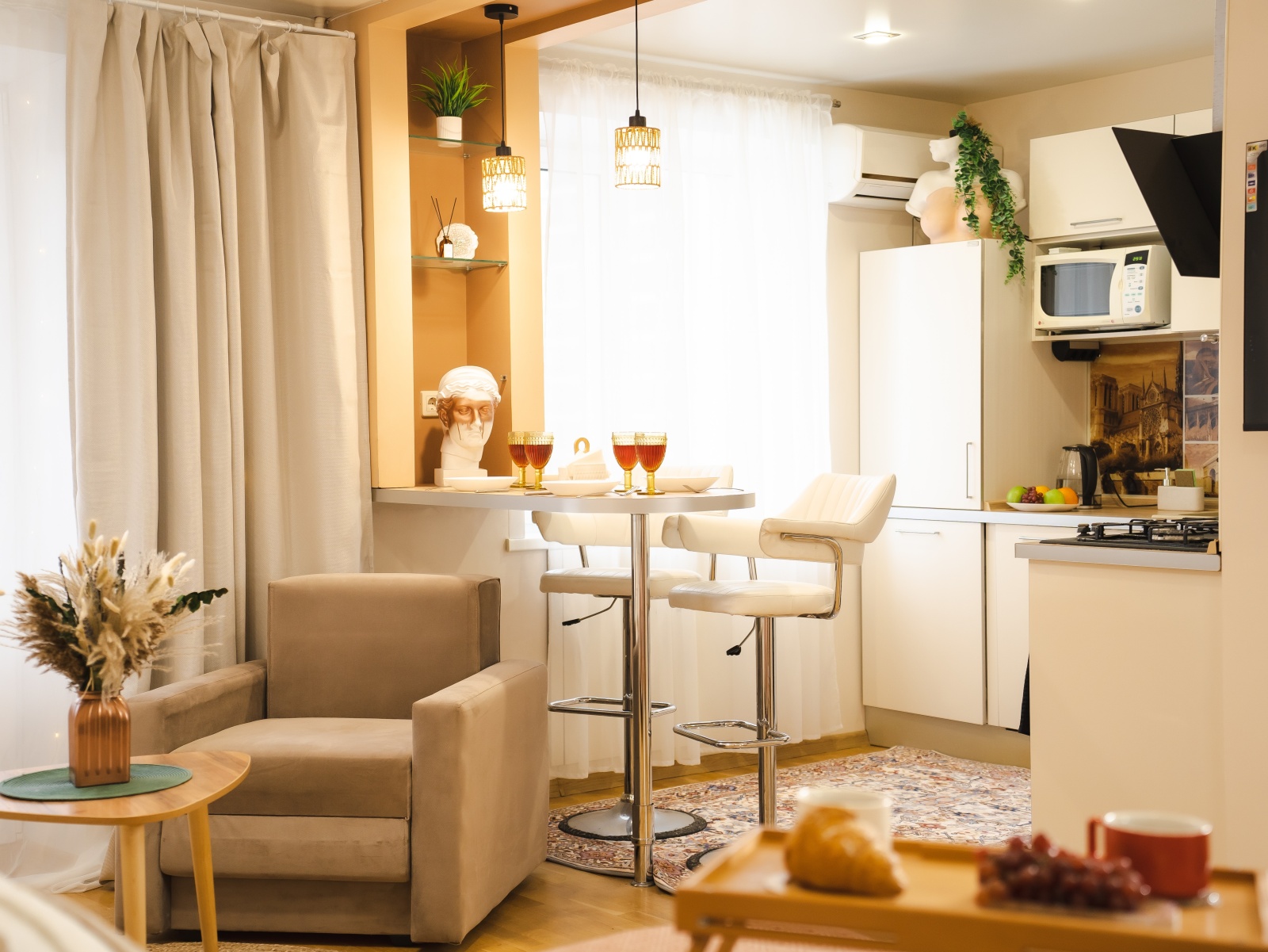 Дизайнерские апартаменты в центре на 5 человек