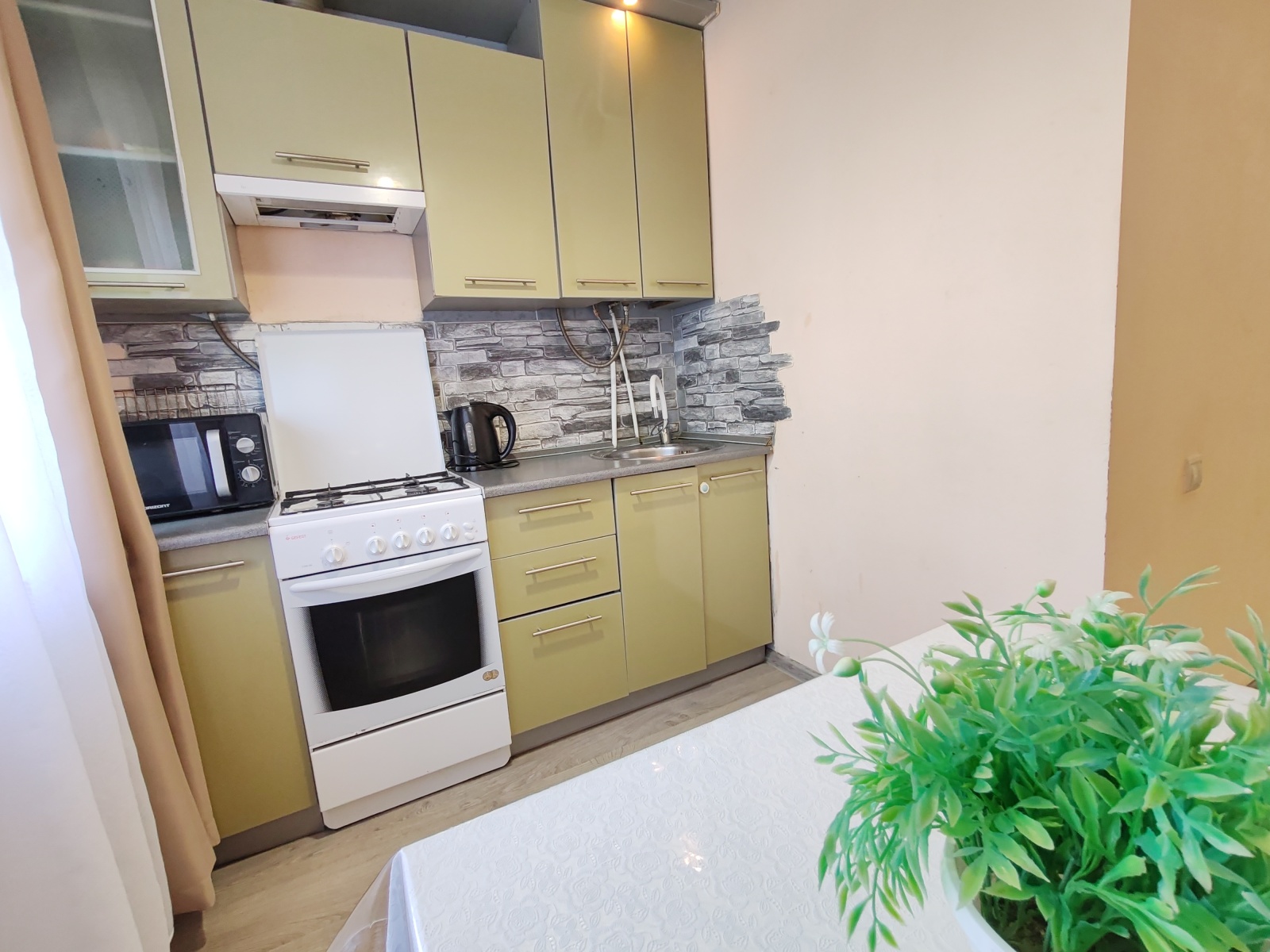 Квартира посуточно с удобным месторасположением