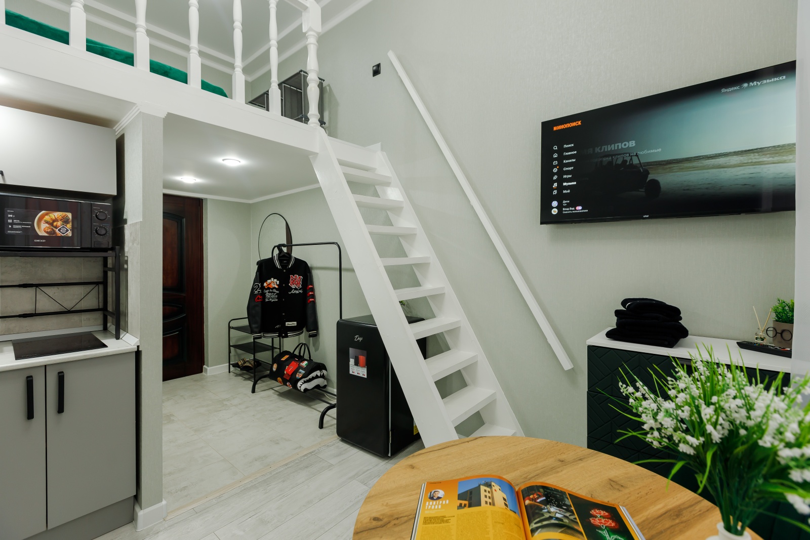 Стильные двухуровневые апартаменты в центре Самары