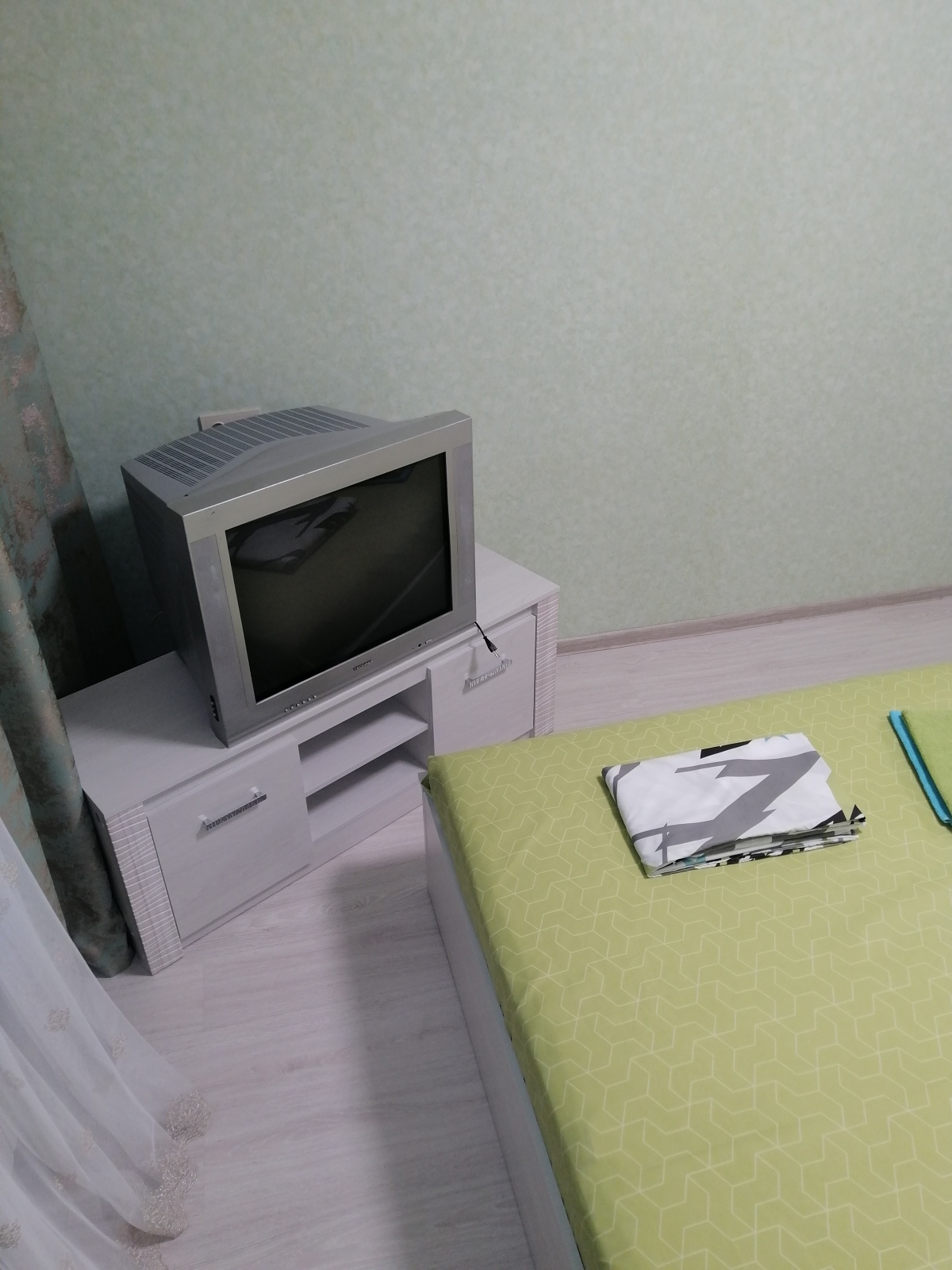 Двушка в районе Димитрова рынок Шапито