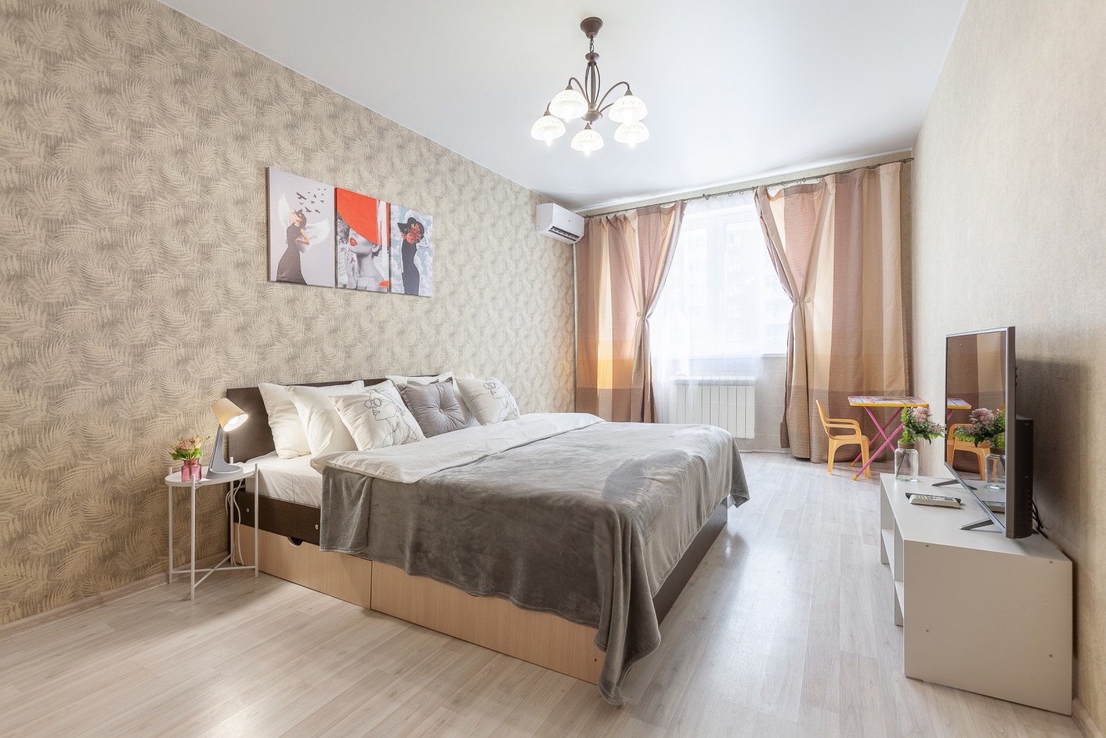 Апартаменты RentPlaza в центре города на Ленинской