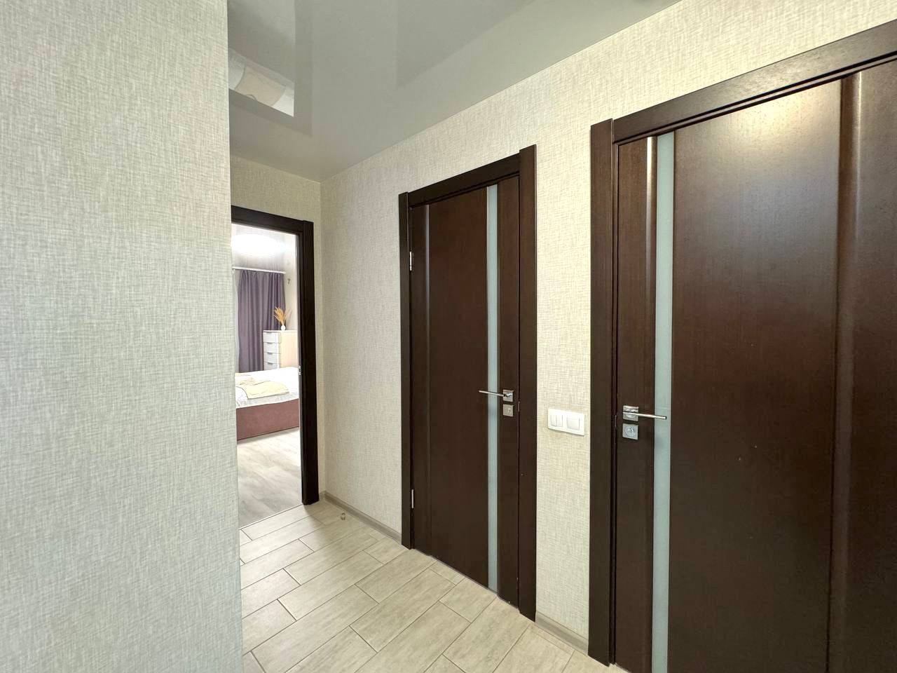 2-комнатная квартира на Революционной 101Б