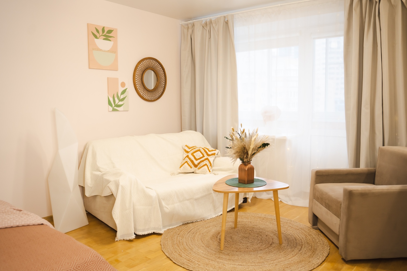 Дизайнерские апартаменты в центре на 5 человек